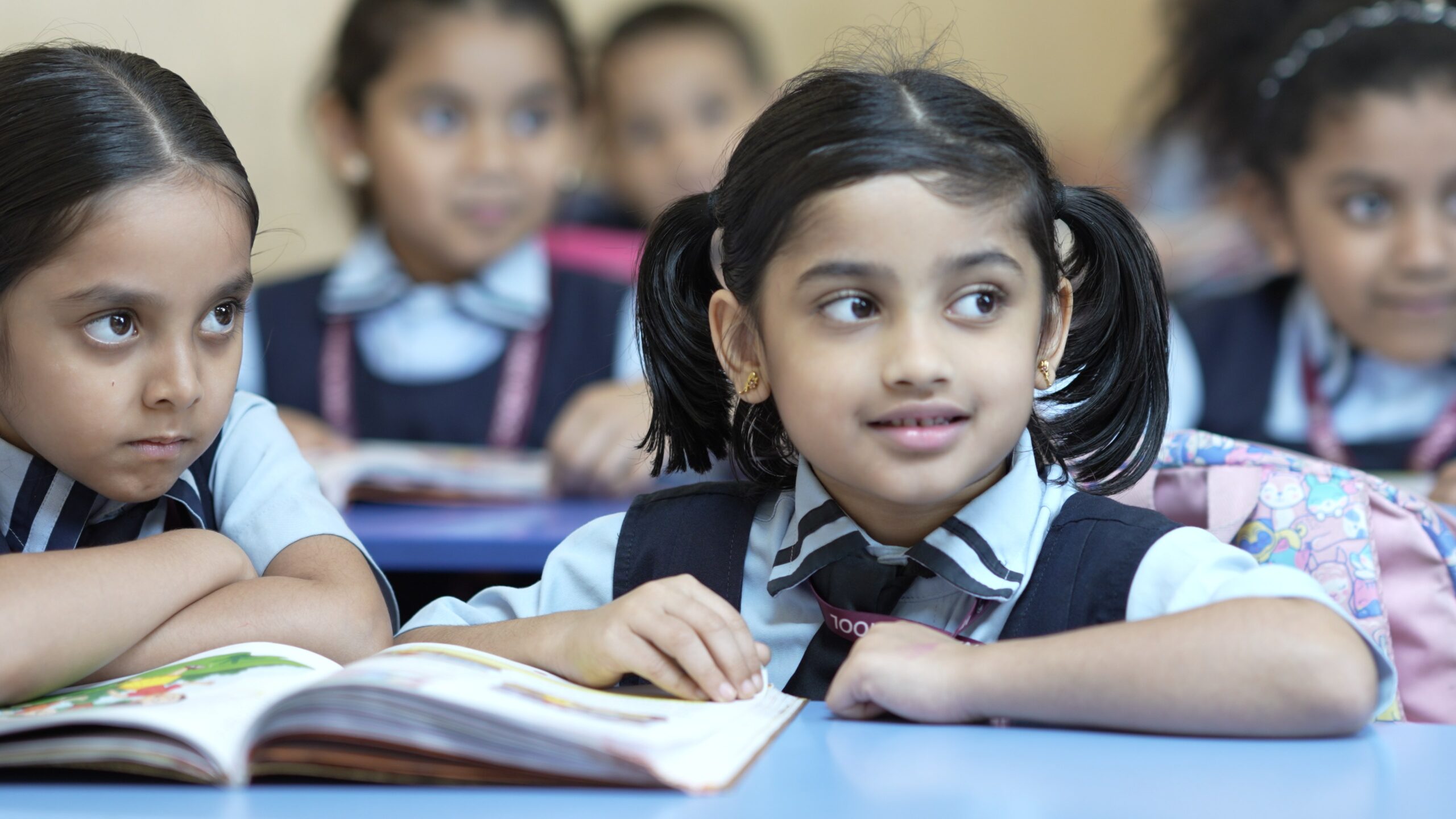 C9034.MP4_snapshot_00.03.273